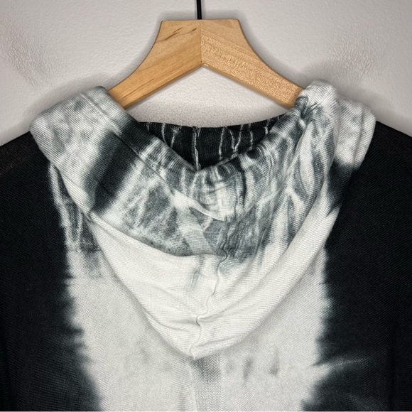 Stitchdrop Tie Dye Hooded Sweater in Black/White L - Picture 5 of 9